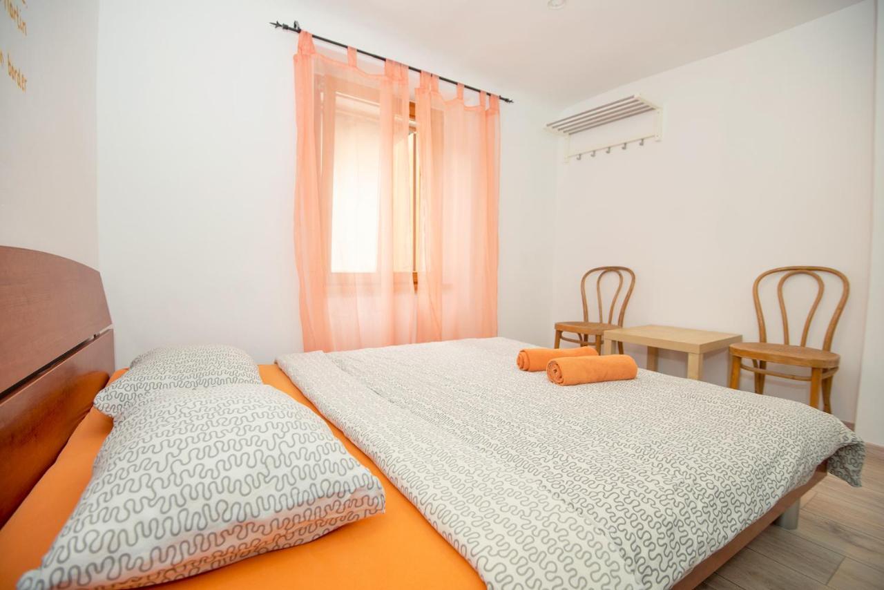 Alibi B11 Hotel Piran Bagian luar foto