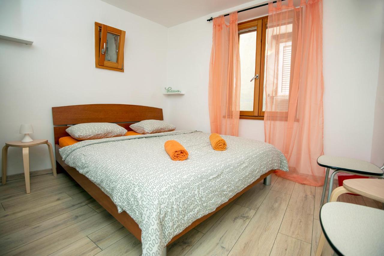 Alibi B11 Hotel Piran Bagian luar foto